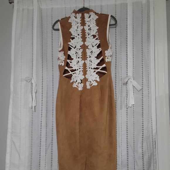 House of cb - Picture 2 of 2